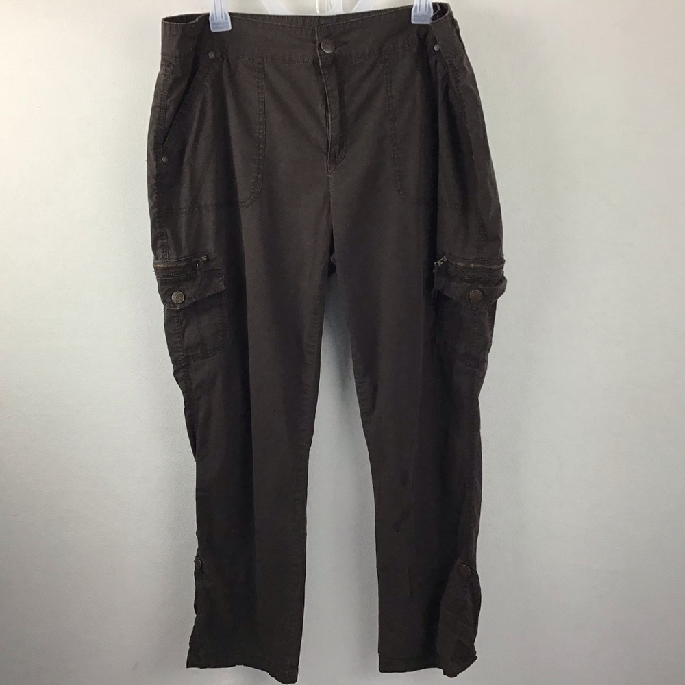 ROZ & ALI lightweight hiking/trail pants. Size 16.